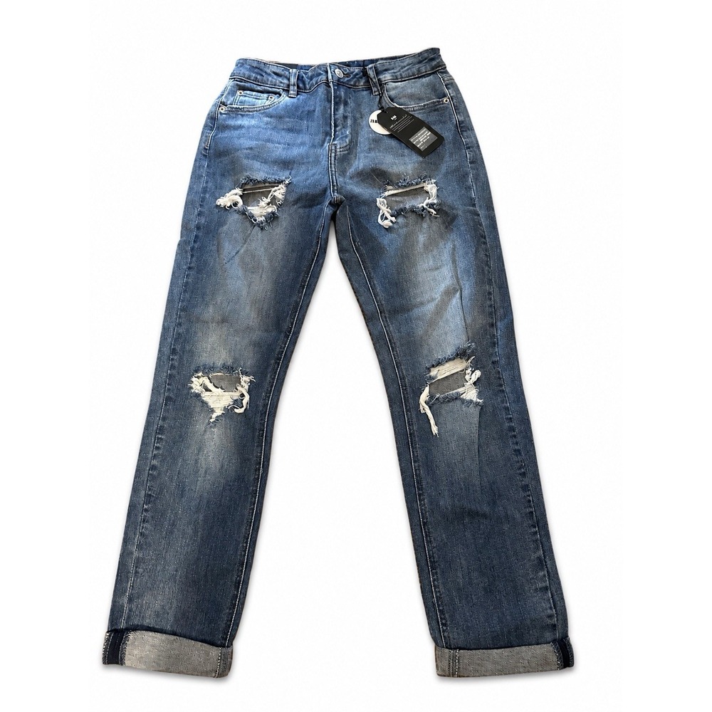 I&M Kylie Jeans high rise boyfriend Size 9 NWT destroyed worn edgy denim